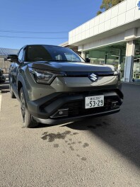 eビターラの試乗車あります！！